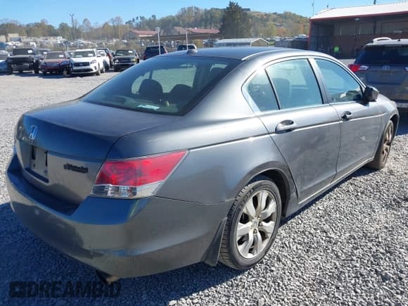 ✅ 2009 Honda Accord EX-L • VIN: 1HGCP268X9A014112 • Лот: 43510068. Опубликован ранее на IAAI с пробегом 255 799 миль. Бесплатный доступ к архиву аукционных продаж из США и подробный отчёт об истории автомобиля на DreamBid. Изображение 4.