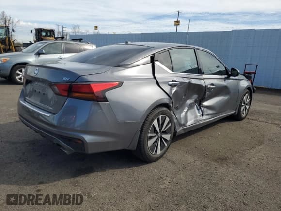 ✅ 2020 Nissan Altima SV • VIN: 1N4BL4DV8LC282068 • Lot: 50809315. Listed on Copart with 25,261 mi. Free auction sales archive from the USA and detailed vehicle history report at DreamBid. Image 3.