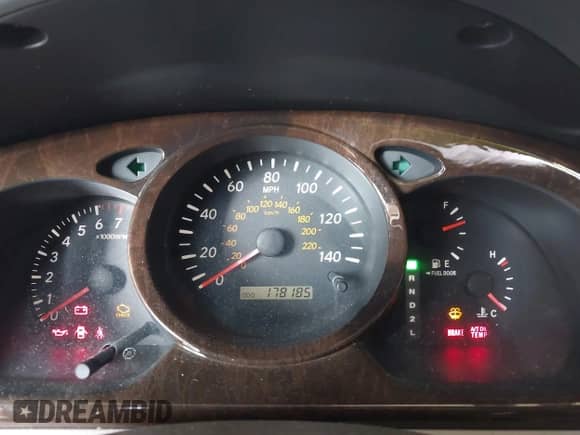 2001 Toyota Highlander с VIN JTEHF21A010001263, выставлен на аукционе IAAI как лот 42788745 с пробегом 178 185 миль миль и . История ставок и продаж доступна на DreamBid. Изображение 7.