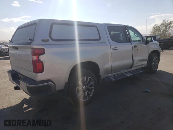 ✅ 2020 Chevrolet Silverado 1500 LT • VIN: 3GCUYDET4LG449590 • Lot: 75455594. Wystawiony na Copart z przebiegiem 67 893 mil. Bezpłatny archiwum sprzedaży aukcyjnych z USA i szczegółowy raport historii pojazdu na DreamBid. Zdjęcie 3.