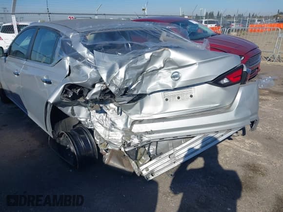 ✅ 2021 Nissan Altima S • VIN: 1N4BL4BV0MN362389 • Lot: 37981870. Listed on IAAI with 46,727 mi. Free auction sales archive from the USA and detailed vehicle history report at DreamBid. Image 6.