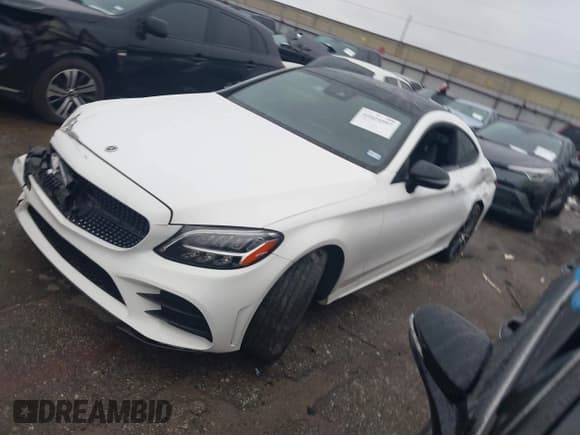 ✅ 2023 Mercedes-Benz C 300 • VIN: W1KWJ8EB5PG128631 • Lot: 41024597. Wystawiony na IAAI z przebiegiem 19 226 mil. Bezpłatny archiwum sprzedaży aukcyjnych z USA i szczegółowy raport historii pojazdu na DreamBid. Zdjęcie 2.