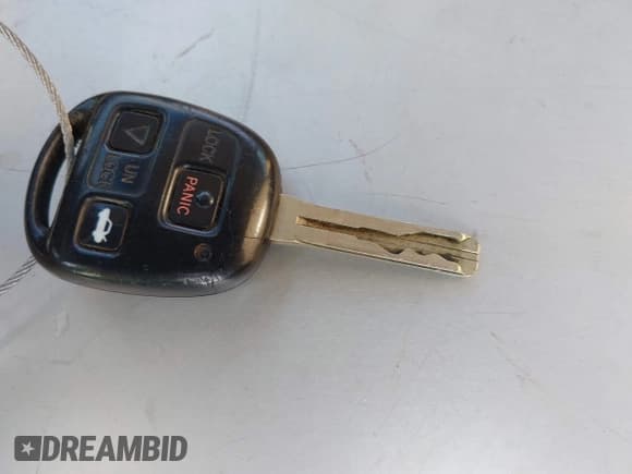 ✅ 1999 Lexus GS 300 • VIN: JT8BD68S1X0062327 • Лот: 42541365. Опубликован ранее на IAAI с пробегом 233 657 миль. Бесплатный доступ к архиву аукционных продаж из США и подробный отчёт об истории автомобиля на DreamBid. Изображение 11.