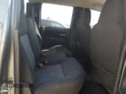 ✅ 2011 Chevrolet Colorado 1LT • VIN: 1GCHTCFE5B8109380 • Lot: 85148165. Wystawiony na Copart z przebiegiem 177 521 mil. Bezpłatny archiwum sprzedaży aukcyjnych z USA i szczegółowy raport historii pojazdu na DreamBid. Zdjęcie 10.