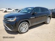 ✅ 2021 Volkswagen Atlas SE • VIN: 1V2JE2CA0MC236768 • Lot: 60675155. Listed on Copart with 48,800 mi. Free auction sales archive from the USA and detailed vehicle history report at DreamBid. Image 1.