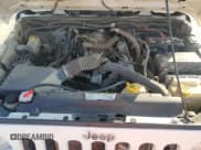 ✅ 2008 Jeep Wrangler X • VIN: 1J4FZ241X8L538255 • Lot: 61461925. Listed on Copart with 266,908 mi. Free auction sales archive from the USA and detailed vehicle history report at DreamBid. Image 11.