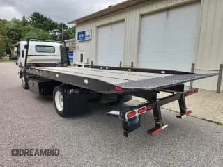 ✅ 2020 Isuzu NRR IBT • VIN: JALE5W163L73044XX • Лот: 48625775. Опубликован ранее на Copart с пробегом 132 628 миль. Бесплатный доступ к архиву аукционных продаж из США и подробный отчёт об истории автомобиля на DreamBid. Изображение 2.