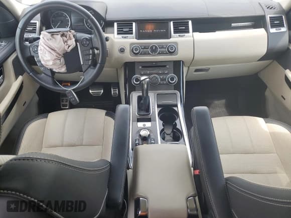 ✅ 2011 Land Rover Range Rover Sport SC • VIN: SALSP2E4XBA286585 • Lot: 61053405. Listed on Copart with 86,419 mi. Free auction sales archive from the USA and detailed vehicle history report at DreamBid. Image 8.
