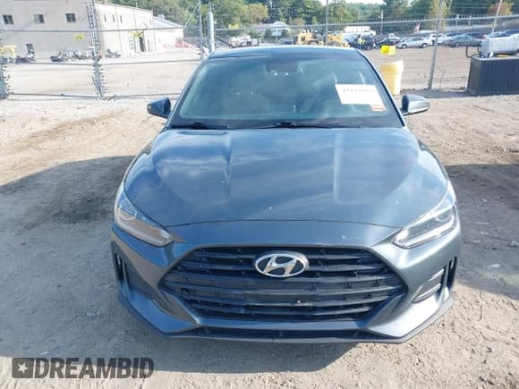 ✅ 2019 Hyundai Veloster 2.0 • VIN: KMHTG6AF2KU012902 • Lot: 43233933. Listed on IAAI with 58,647 mi. Free auction sales archive from the USA and detailed vehicle history report at DreamBid. Image 13.