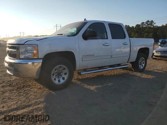 ✅ 2013 Chevrolet Silverado 1500 LT • VIN: 3GCPCSEA9DG201139 • Lot: 72033794. Listed on Copart with 191,501 mi. Free auction sales archive from the USA and detailed vehicle history report at DreamBid. Image 1.