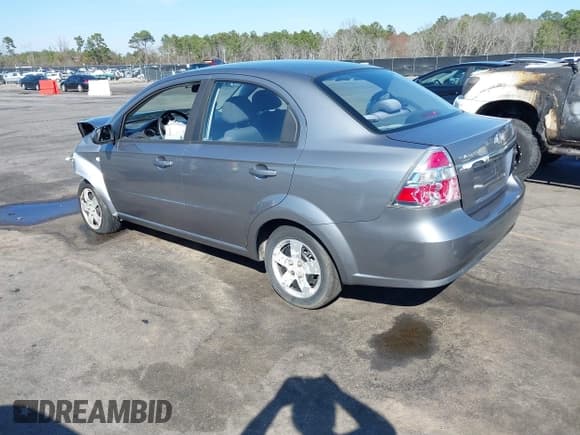 ✅ 2007 Chevrolet Aveo LS • VIN: KL1TD56607B086460 • Lot: 41673434. Wystawiony na IAAI z przebiegiem 86 648 mil. Bezpłatny archiwum sprzedaży aukcyjnych z USA i szczegółowy raport historii pojazdu na DreamBid. Zdjęcie 3.