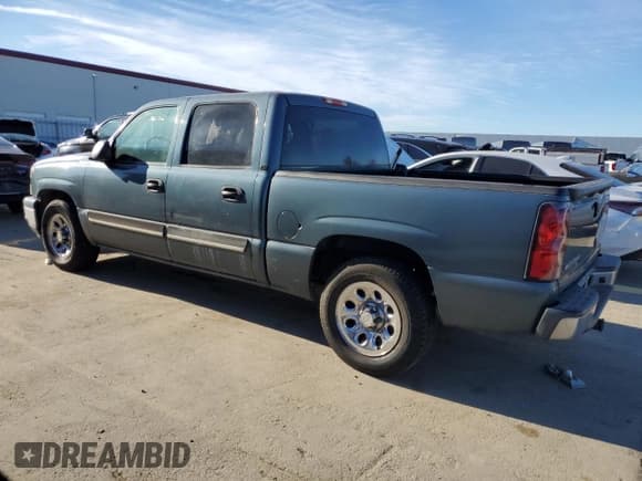 ✅ 2007 Chevrolet Silverado 1500 LT2 • VIN: 2GCEC13Z371123450 • Lot: 88543685. Listed on Copart with 196,238 mi. Free auction sales archive from the USA and detailed vehicle history report at DreamBid. Image 2.