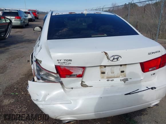 ✅ 2009 Hyundai Sonata GLS • VIN: 5NPET46F09H470450 • Лот: 41310835. Опубликован ранее на IAAI с пробегом 181 944 миль. Бесплатный доступ к архиву аукционных продаж из США и подробный отчёт об истории автомобиля на DreamBid. Изображение 6.