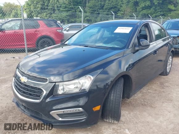 ✅ 2016 Chevrolet Cruze LT • VIN: 1G1PE5SB1G7147210 • Lot: 42985811. Listed on IAAI with 107,935 mi. Free auction sales archive from the USA and detailed vehicle history report at DreamBid. Image 6.
