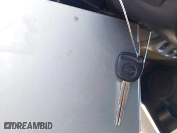 ✅ 2012 Chevrolet Colorado 1LT • VIN: 1GCESCF98C8127897 • Лот: 42392422. Опубликован ранее на IAAI с пробегом 175 586 миль. Бесплатный доступ к архиву аукционных продаж из США и подробный отчёт об истории автомобиля на DreamBid. Изображение 11.