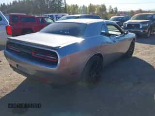 2017 Dodge Challenger R/T z VIN 2C3CDZBT7HH508619, wystawiony jako IAAI lot #43453227 z przebiegiem 69 155 mil mil oraz . Historia ofert i sprzedaży dostępna na DreamBid. Obrazek 4.