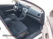 ✅ 2011 Mazda 6 i Sport • VIN: 1YVHZ8BH8B5M26030 • Lot: 42976438. Wystawiony na IAAI z przebiegiem 127 721 mil. Bezpłatny archiwum sprzedaży aukcyjnych z USA i szczegółowy raport historii pojazdu na DreamBid. Zdjęcie 5.