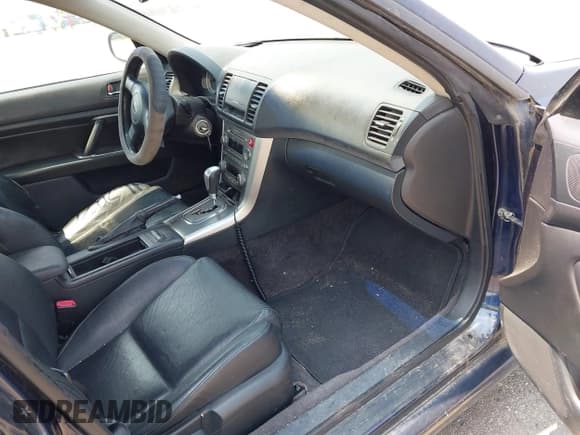 ✅ 2005 Subaru Legacy Limited • VIN: 4S3BL626557227705 • Lot: 42467976. Wystawiony na IAAI z przebiegiem 178 981 mil. Bezpłatny archiwum sprzedaży aukcyjnych z USA i szczegółowy raport historii pojazdu na DreamBid. Zdjęcie 5.