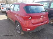 ✅ 2025 Hyundai Venue SEL • VIN: KMHRC8A34SU355539 • Lot: 41539818. Wystawiony na IAAI z przebiegiem 3 969 mil. Bezpłatny archiwum sprzedaży aukcyjnych z USA i szczegółowy raport historii pojazdu na DreamBid. Zdjęcie 3.