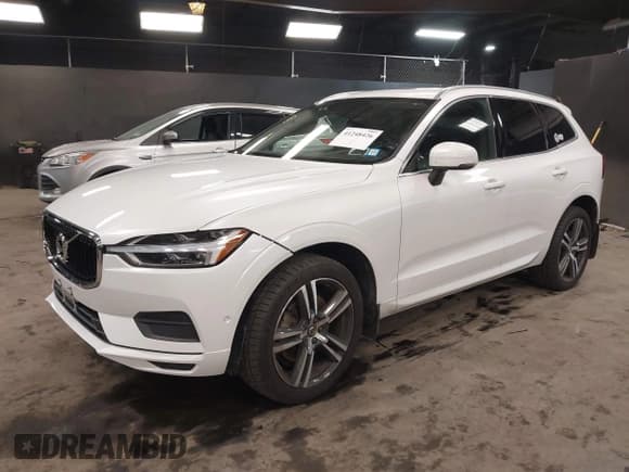 ✅ 2019 Volvo XC60 Momentum • VIN: LYVA22RK2KB230191 • Lot: 41248426. Listed on IAAI with 80,347 mi. Free auction sales archive from the USA and detailed vehicle history report at DreamBid. Image 2.