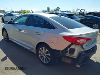 2017 Hyundai Sonata Sport с VIN 5NPE34AF8HH521280, выставлен на аукционе IAAI как лот 43405120 с пробегом 85 634 миль миль и . История ставок и продаж доступна на DreamBid. Изображение 3.