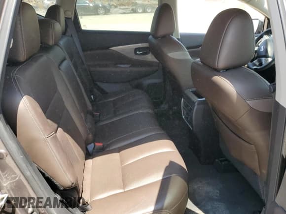 ✅ 2016 Nissan Murano Platinum • VIN: 5N1AZ2MH4GN126909 • Lot: 67561205. Wystawiony na Copart z przebiegiem 77 790 mil. Bezpłatny archiwum sprzedaży aukcyjnych z USA i szczegółowy raport historii pojazdu na DreamBid. Zdjęcie 11.