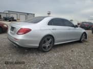 ✅ 2019 Mercedes-Benz E 300 • VIN: WDDZF4KB8KA669860 • Lot: 58465645. Wystawiony na Copart z przebiegiem 65 801 mil. Bezpłatny archiwum sprzedaży aukcyjnych z USA i szczegółowy raport historii pojazdu na DreamBid. Zdjęcie 3.