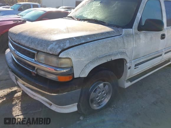 ✅ 2001 Chevrolet Suburban LT • VIN: 3GNEC16T51G174428 • Lot: 43614826. Listed on IAAI with 322,793 mi. Free auction sales archive from the USA and detailed vehicle history report at DreamBid. Image 6.