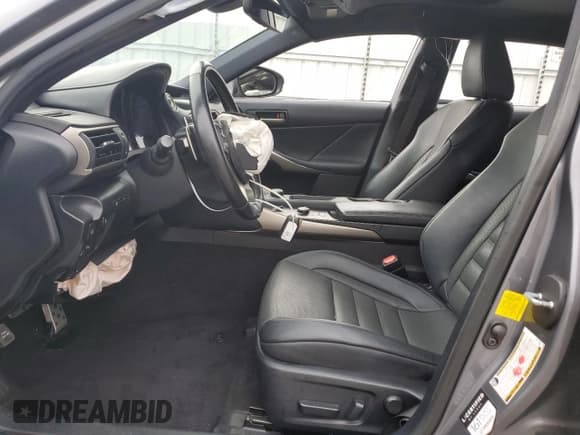 ✅ 2019 Lexus IS 300 F Sport • VIN: JTHBA1D29K5093189 • Lot: 82736785. Listed on Copart with 82,007 mi. Free auction sales archive from the USA and detailed vehicle history report at DreamBid. Image 7.