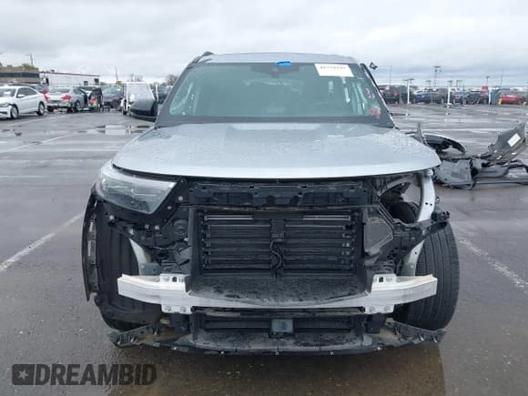 ✅ 2023 Ford Explorer ST • VIN: 1FM5K8GC4PGB71717 • Lot: 41778343. Wystawiony na IAAI z przebiegiem 17 502 mil. Bezpłatny archiwum sprzedaży aukcyjnych z USA i szczegółowy raport historii pojazdu na DreamBid. Zdjęcie 12.