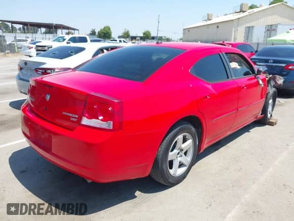 2010 Dodge Charger SXT с VIN 2B3CA3CV8AH118153, выставлен на аукционе IAAI как лот 42131948 с пробегом Не указан миль и . История ставок и продаж доступна на DreamBid. Изображение 4.