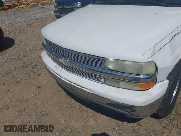 ✅ 2003 Chevrolet Suburban LT • VIN: 3GNEC16Z93G207003 • Lot: 43206788. Listed on IAAI with 372,611 mi. Free auction sales archive from the USA and detailed vehicle history report at DreamBid. Image 13.
