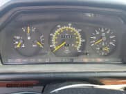 ✅ 1995 Mercedes-Benz E 320 • VIN: WDBEB31E0SC232707 • Lot: 44348885. Listed on Copart with 310,955 mi. Free auction sales archive from the USA and detailed vehicle history report at DreamBid. Image 9.