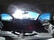 ✅ 2018 Chevrolet Silverado 1500 LT • VIN: 3GCPCREH6JG359777 • Лот: 41377806. Опубликован ранее на IAAI с пробегом 133 611 миль. Бесплатный доступ к архиву аукционных продаж из США и подробный отчёт об истории автомобиля на DreamBid. Изображение 19.