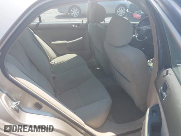 ✅ 2007 Honda Accord VP • VIN: 1HGCM55117A064103 • Lot: 42428246. Listed on IAAI with 195,926 mi. Free auction sales archive from the USA and detailed vehicle history report at DreamBid. Image 8.