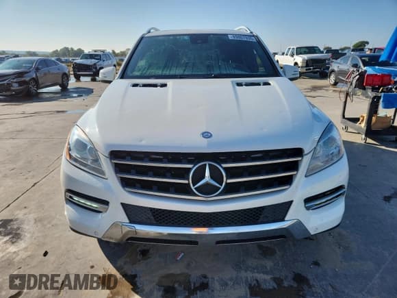 ✅ 2013 Mercedes-Benz M 350 • VIN: 4JGDA5JB9DA101898 • Lot: 89807935. Listed on Copart with 152,710 mi. Free auction sales archive from the USA and detailed vehicle history report at DreamBid. Image 5.