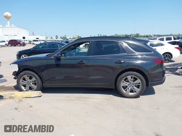 ✅ 2022 Genesis GV70 Sport • VIN: KMUMCDTC2NU014257 • Lot: 41972715. Wystawiony na IAAI z przebiegiem 55 384 mil. Bezpłatny archiwum sprzedaży aukcyjnych z USA i szczegółowy raport historii pojazdu na DreamBid. Zdjęcie 15.