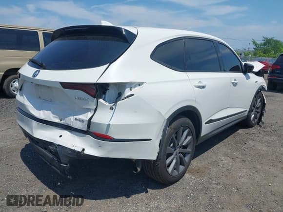 ✅ 2025 Acura MDX w/A-Spec Package • VIN: 5J8YE1H06SL002904 • Lot: 42612870. Listed on IAAI with 20,655 mi. Free auction sales archive from the USA and detailed vehicle history report at DreamBid. Image 4.