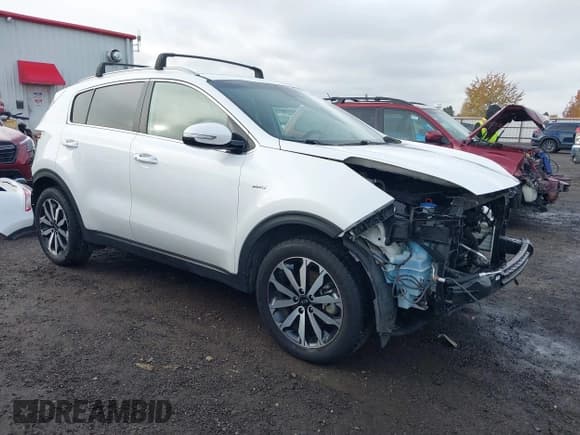 ✅ 2018 Kia Sportage EX • VIN: KNDPNCAC3J7387985 • Lot: 43634348. Wystawiony na IAAI z przebiegiem 54 454 mil. Bezpłatny archiwum sprzedaży aukcyjnych z USA i szczegółowy raport historii pojazdu na DreamBid. Zdjęcie 1.