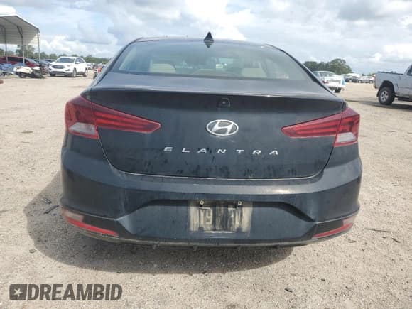 ✅ 2019 Hyundai Elantra SEL • VIN: 5NPD84LF4KH497478 • Лот: 82286005. Опубликован ранее на Copart с пробегом 110 464 миль. Бесплатный доступ к архиву аукционных продаж из США и подробный отчёт об истории автомобиля на DreamBid. Изображение 6.