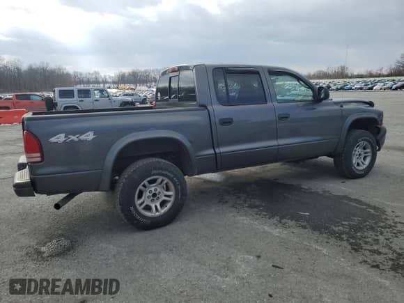 ✅ 2004 Dodge Dakota Sport • VIN: 1D7HG38K94S504357 • Лот: 42763975. Опубликован ранее на Copart с пробегом 196 577 миль. Бесплатный доступ к архиву аукционных продаж из США и подробный отчёт об истории автомобиля на DreamBid. Изображение 3.