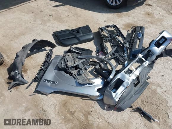 ✅ 2020 Ford F-150 XL • VIN: 1FTEW1E44LKE39524 • Lot: 42462575. Wystawiony na IAAI z przebiegiem 71 787 mil. Bezpłatny archiwum sprzedaży aukcyjnych z USA i szczegółowy raport historii pojazdu na DreamBid. Zdjęcie 12.