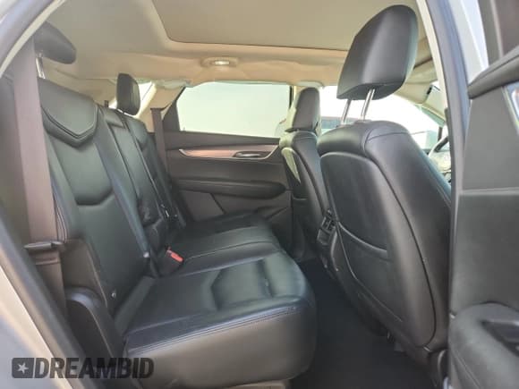 ✅ 2018 Cadillac XT5 Premium Luxury AWD • VIN: 1GYKNFRS9JZ209021 • Лот: 92052025. Опубликован ранее на Copart с пробегом 81 524 миль. Бесплатный доступ к архиву аукционных продаж из США и подробный отчёт об истории автомобиля на DreamBid. Изображение 10.