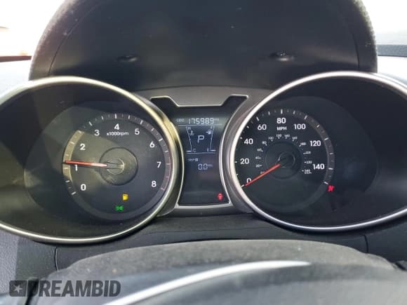 ✅ 2012 Hyundai Veloster w/Red Int • VIN: KMHTC6AD6CU064822 • Lot: 82311244. Wystawiony na Copart z przebiegiem 175 989 mil. Bezpłatny archiwum sprzedaży aukcyjnych z USA i szczegółowy raport historii pojazdu na DreamBid. Zdjęcie 9.