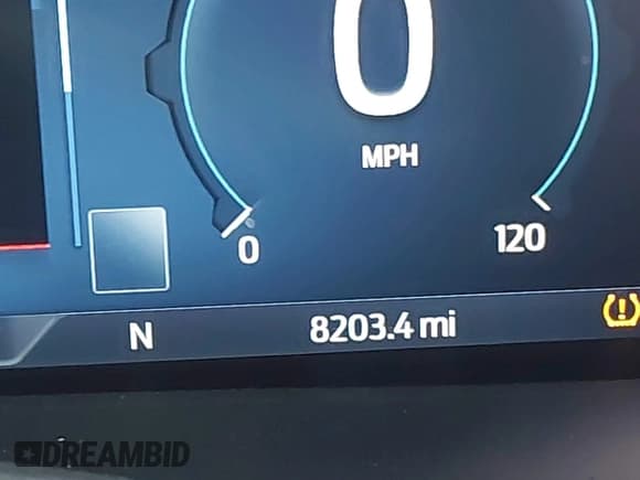 ✅ 2024 Ford F-150 Lightning Flash • VIN: 1FT6W3L71RWG32177 • Lot: 42513970. Listed on IAAI with 8,203 mi. Free auction sales archive from the USA and detailed vehicle history report at DreamBid. Image 15.