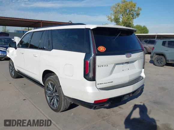 ✅ 2024 Cadillac Escalade ESV 4WD Sport • VIN: 1GYS4PKL4RR168806 • Lot: 43445796. Listed on IAAI with 32,193 mi. Free auction sales archive from the USA and detailed vehicle history report at DreamBid. Image 3.