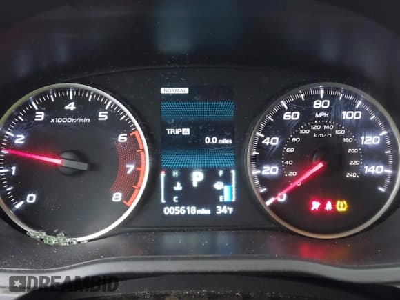 ✅ 2024 Mitsubishi Eclipse Cross LE • VIN: JA4ATVAAXRZ018654 • Lot: 40034548. Wystawiony na IAAI z przebiegiem 5 618 mil. Bezpłatny archiwum sprzedaży aukcyjnych z USA i szczegółowy raport historii pojazdu na DreamBid. Zdjęcie 7.