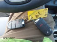 ✅ 2019 Jeep Compass Altitude • VIN: 3C4NJCBB0KT743170 • Lot: 41490256. Wystawiony na IAAI z przebiegiem 93 319 mil. Bezpłatny archiwum sprzedaży aukcyjnych z USA i szczegółowy raport historii pojazdu na DreamBid. Zdjęcie 11.