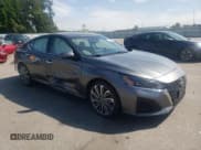 ✅ 2023 Nissan Altima SL • VIN: 1N4BL4EVXPN372153 • Лот: 71585685. Опубликован ранее на Copart с пробегом 67 971 миль. Бесплатный доступ к архиву аукционных продаж из США и подробный отчёт об истории автомобиля на DreamBid. Изображение 4.