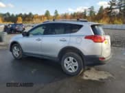 ✅ 2015 Toyota RAV4 LE • VIN: JTMBFREV5FD144385 • Лот: 82596505. Опубликован ранее на Copart с пробегом 113 821 миль. Бесплатный доступ к архиву аукционных продаж из США и подробный отчёт об истории автомобиля на DreamBid. Изображение 2.